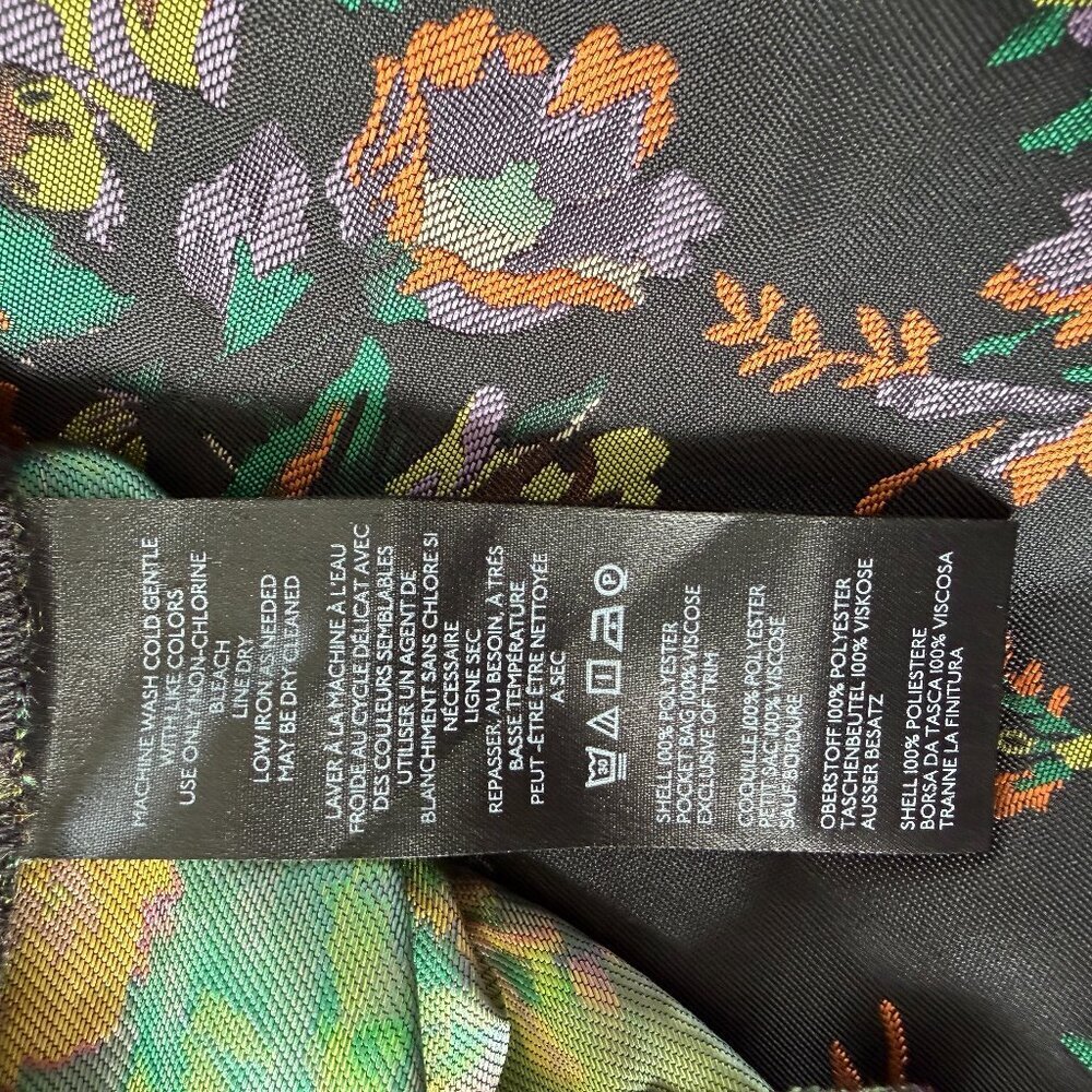 Anthropologie Black Floral Jacquard The Somerset Pull-On Wide Leg Cropped Pants - Picture 4 of 7